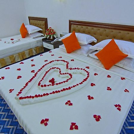 Perfect Hotel Mandalay Exterior foto
