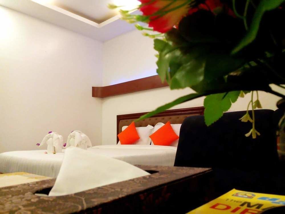 Perfect Hotel Mandalay Exterior foto
