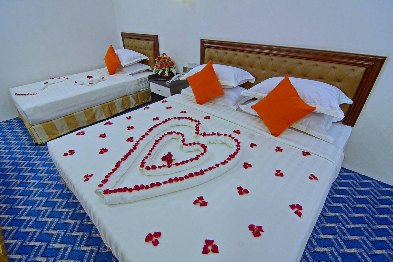 Perfect Hotel Mandalay Exterior foto