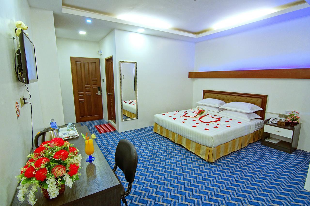 Perfect Hotel Mandalay Exterior foto